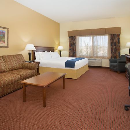 Holiday Inn Express Hotel & Suites Las Vegas By Ihg Dış mekan fotoğraf
