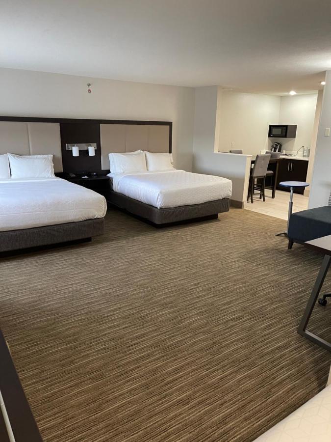 Holiday Inn Express Hotel & Suites Las Vegas By Ihg Dış mekan fotoğraf