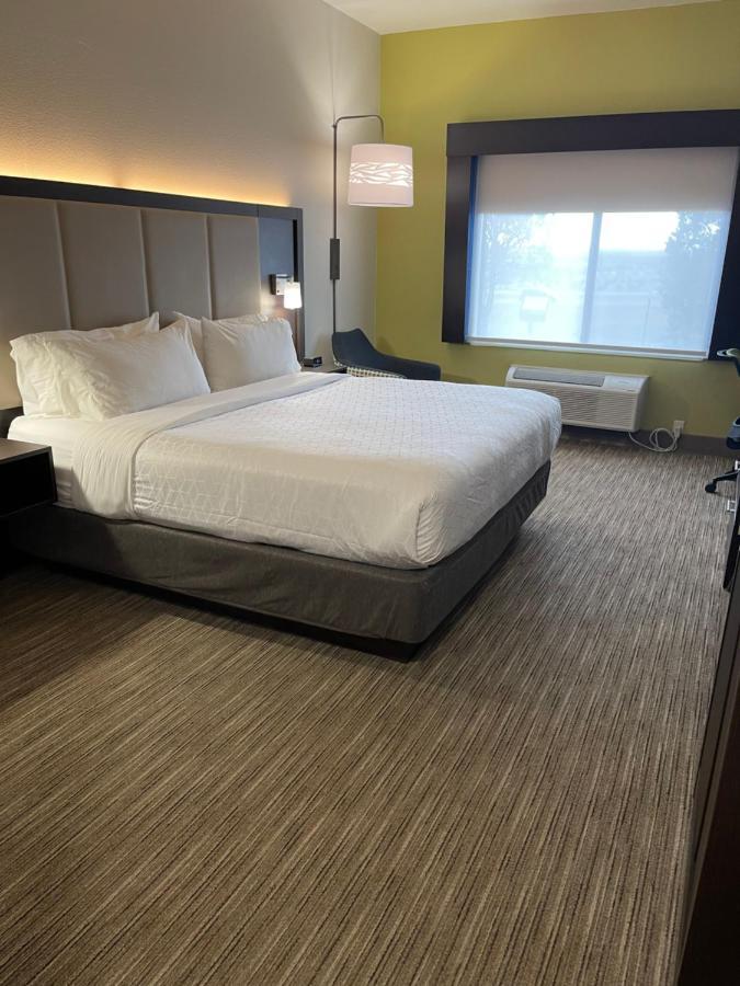 Holiday Inn Express Hotel & Suites Las Vegas By Ihg Dış mekan fotoğraf