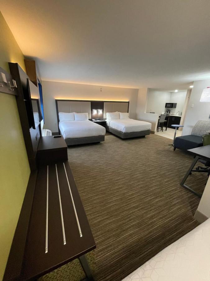 Holiday Inn Express Hotel & Suites Las Vegas By Ihg Dış mekan fotoğraf