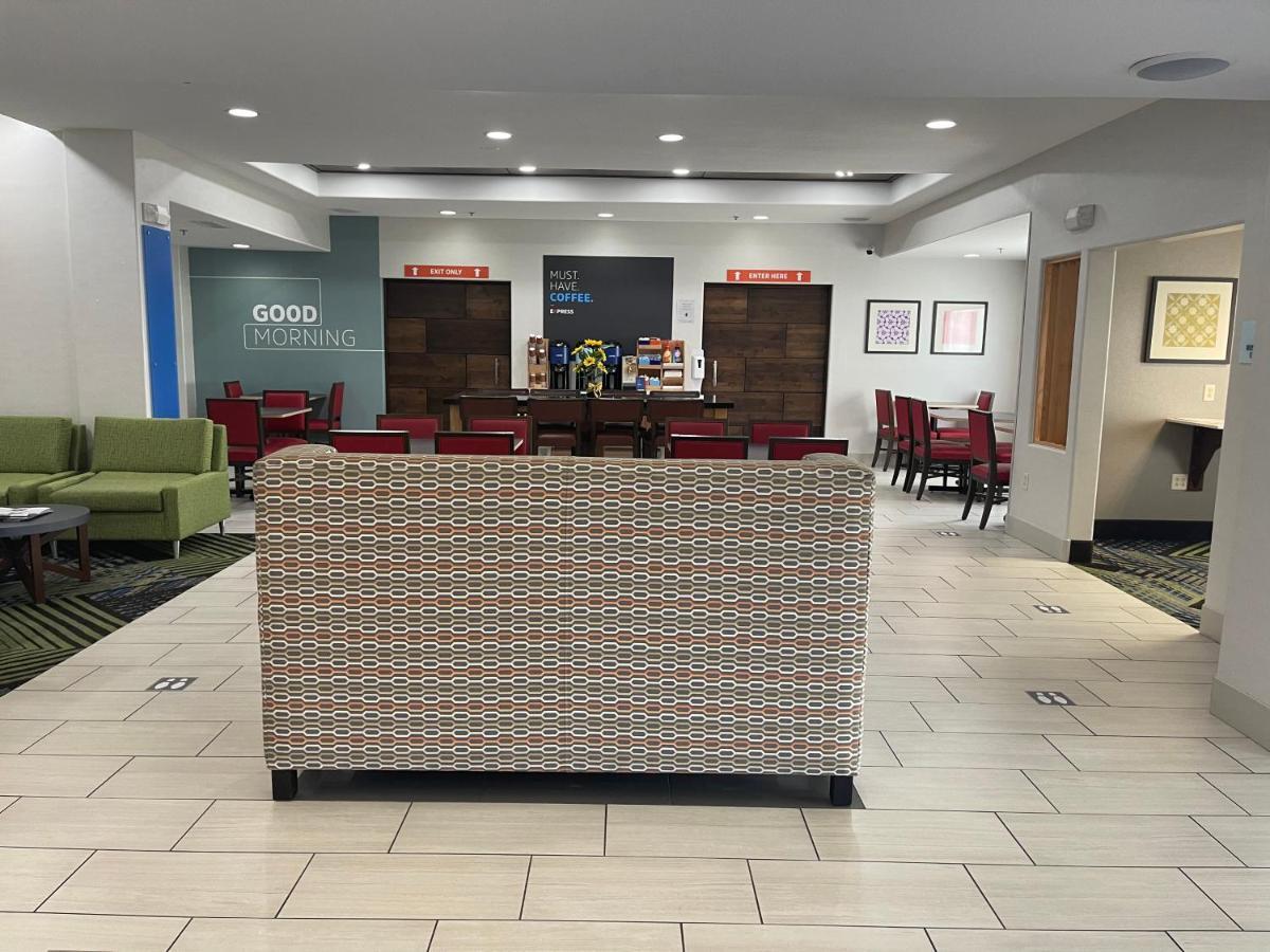 Holiday Inn Express Hotel & Suites Las Vegas By Ihg Dış mekan fotoğraf